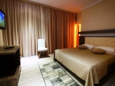 Partner & 4* Vlore