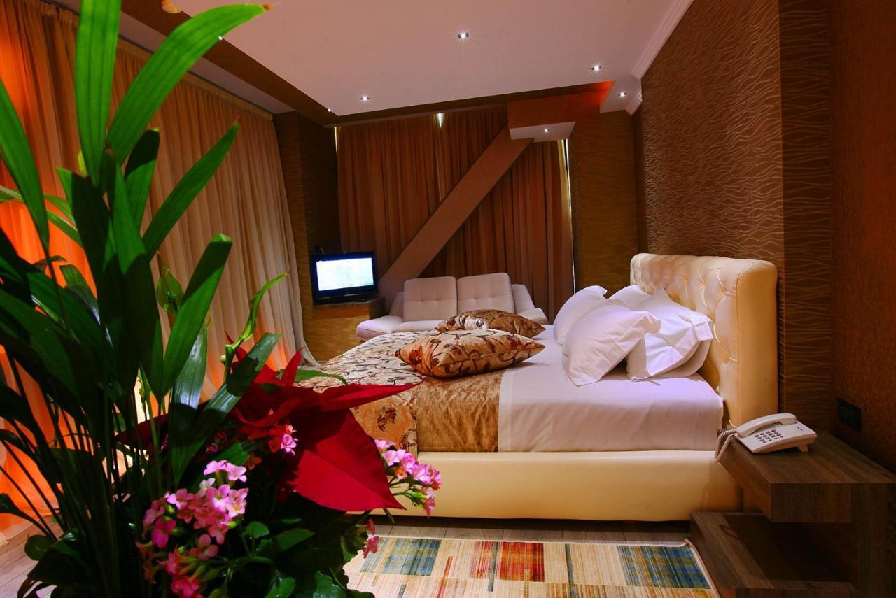 Hotel Partner & Vlore